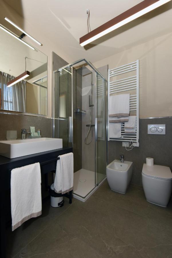 Cascina La Badia Bed & Breakfast Montegrosso d'Asti Exterior photo